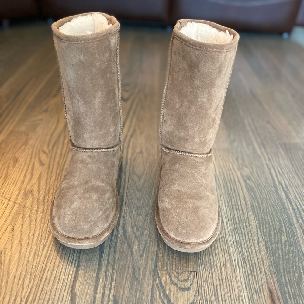 BearPaw Tan Winter Boots